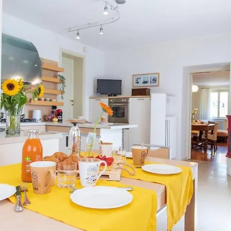 Fiore Nel Borgo D'arte By Yohome *