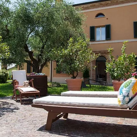 Fiore Nel Borgo D'arte By Yohome *