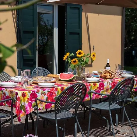 Fiore Nel Borgo D'arte By Yohome Villa Novilara