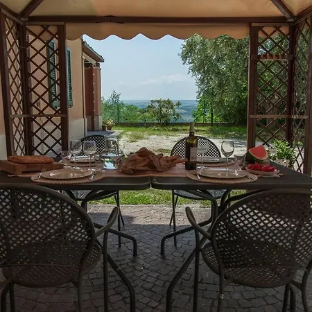 Fiore Nel Borgo D'arte By Yohome Novilara